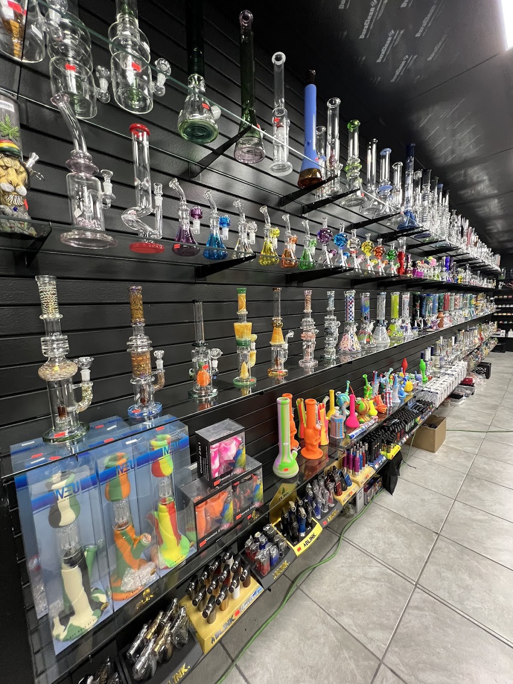 Smoke King | meal takeaway | 1925 S Washington St, Naperville, IL 60565, USA | 3312293144 OR +1 331-229-3144