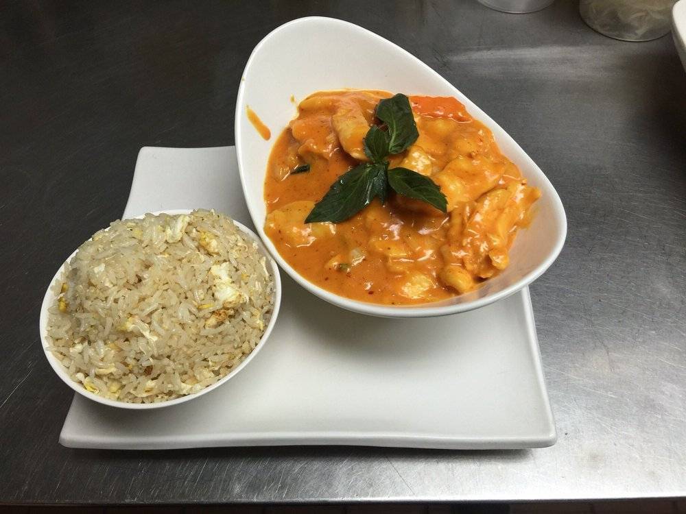 Min Min Asian Cafe | restaurant | 1465 W Irving Park Rd, Chicago, IL 60613, USA | 7732812318 OR +1 773-281-2318