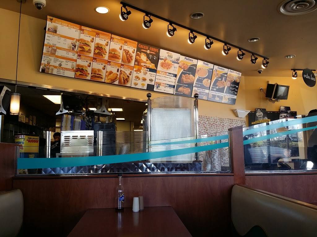 Long John Silvers | restaurant | 32 Patrick Henry Way, Charles Town, WV 25414, USA | 3047253069 OR +1 304-725-3069