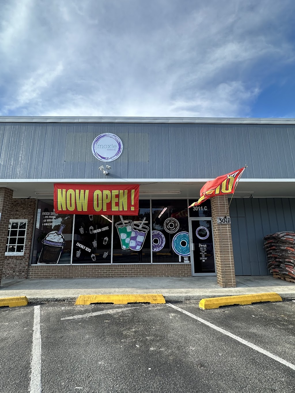 Moxie | restaurant | 3011 Bridges St # C, Morehead City, NC 28557, USA | 2524999224 OR +1 252-499-9224