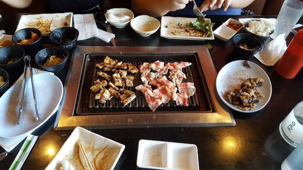Red Palace Korean BBQ Restaurant | restaurant | 19105 Bloomfield Ave, Cerritos, CA 90703, USA | 5628608867 OR +1 562-860-8867