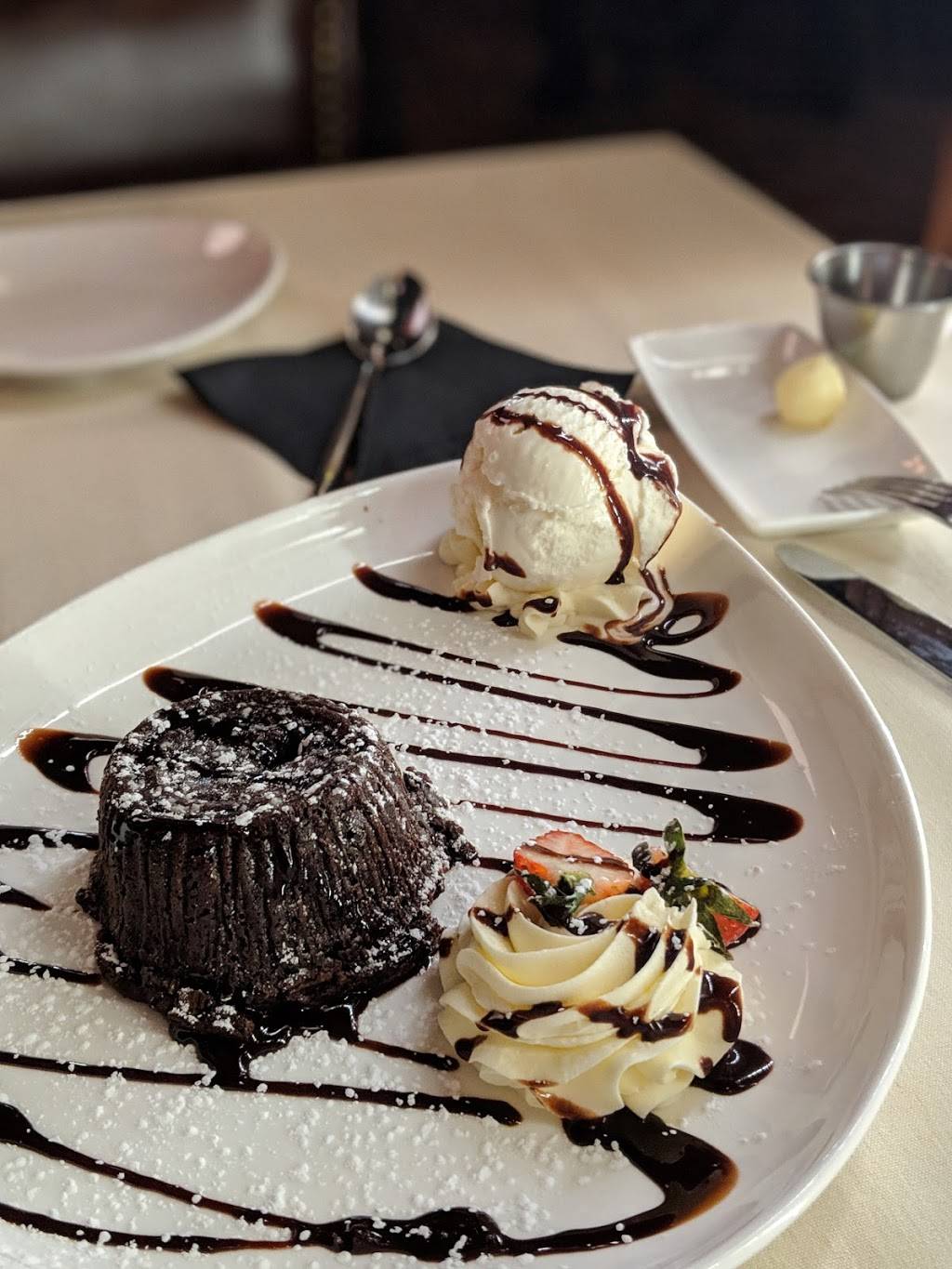 Market Grille | restaurant | 110 Buckland Hills Dr, Manchester, CT 06042, USA | 8606441011 OR +1 860-644-1011