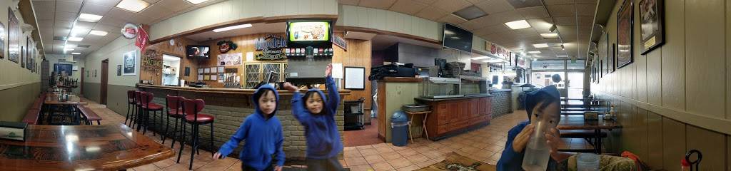 Round Table Pizza | meal delivery | 430 S Norfolk St, San Mateo, CA 94401, USA | 6503751300 OR +1 650-375-1300