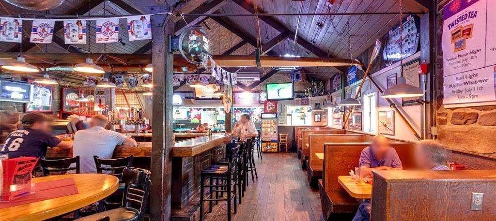 Rafters Restaurant and Sports Bar | restaurant | 422 Amity St, Amherst, MA 01002, USA | 4135494040 OR +1 413-549-4040