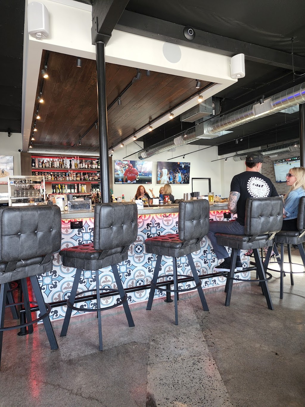 Dos Amigos Mexican Cantina | restaurant | 21022 Brookhurst St, Huntington Beach, CA 92646, USA | 7144921994 OR +1 714-492-1994