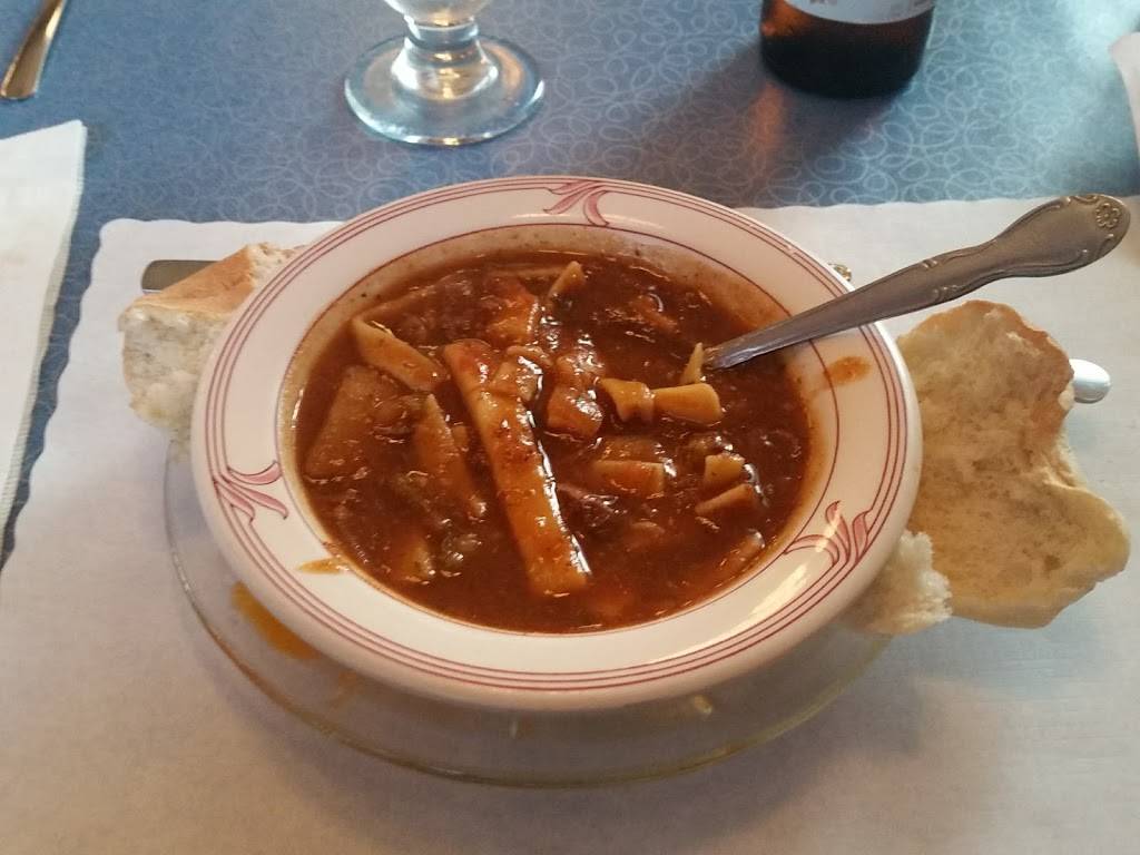 Donnies Restaurant | restaurant | 1020 E Main St, Reedsburg, WI 53959, USA | 6085248664 OR +1 608-524-8664