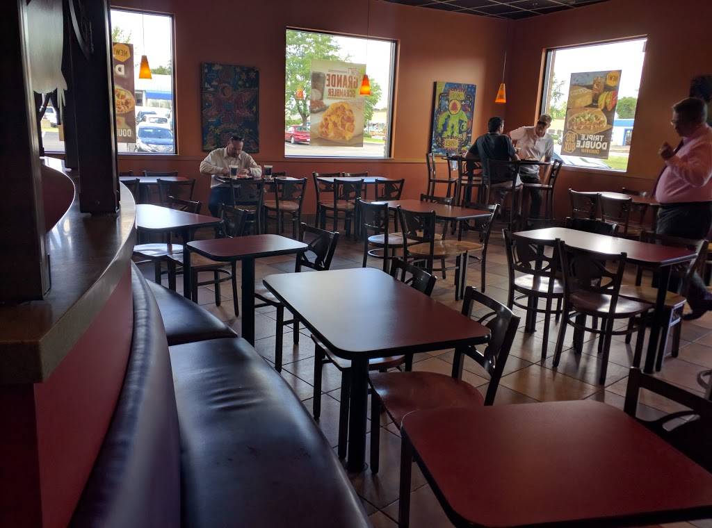 Taco Bell | meal takeaway | 9230 Lyndale Ave S, Bloomington, MN 55420, USA | 9528887133 OR +1 952-888-7133