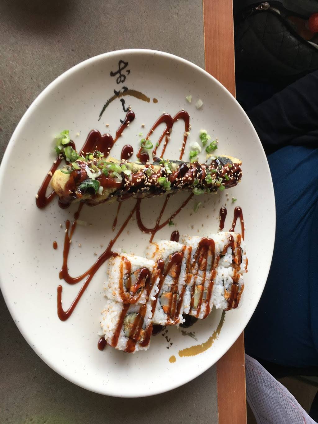 Sushi Yah | restaurant | 2440 E Fort Union Blvd, Salt Lake City, UT 84121, USA | 8019443933 OR +1 801-944-3933