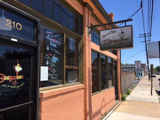 Boogaloos Bar & Grill | restaurant | 210 W Brookland Park Blvd, Richmond, VA 23222, USA | 8043080648 OR +1 804-308-0648