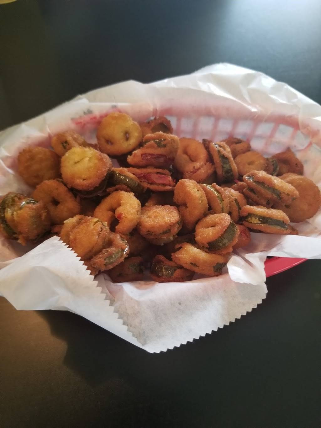 The White House at Badin Lake | restaurant | 286 Badin Shore Cir, New London, NC 28127, USA | 3364615253 OR +1 336-461-5253