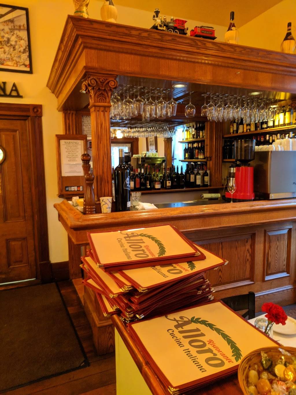 Alloro Cucina Italiana | restaurant | 124 Bank St, Grass Valley, CA 95945, USA | 5302733555 OR +1 530-273-3555