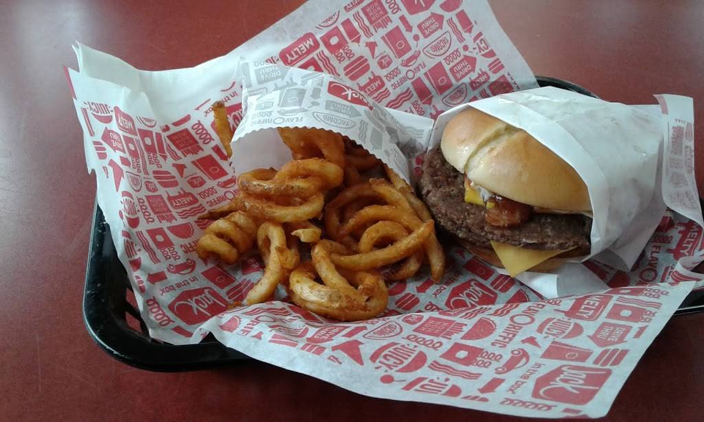 Jack in the Box | restaurant | 4525 Florence Ave, Bell, CA 90201, USA | 3237719439 OR +1 323-771-9439