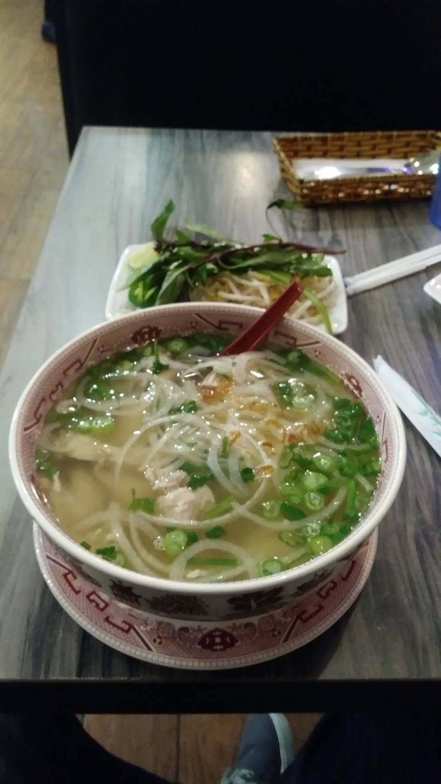 Pho Le | restaurant | 12625 Frederick St k6, Moreno Valley, CA 92553, USA | 9514720430 OR +1 951-472-0430