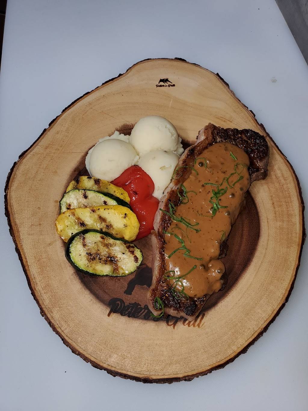 Peters Grill & Bar | restaurant | 75-11 Rockaway Blvd, Queens, NY 11421, USA | 7184873810 OR +1 718-487-3810