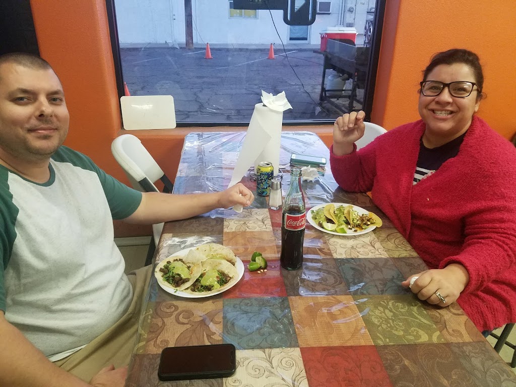 El Buen Sazon | restaurant | 720 n, Main St, San Luis, AZ 85349, USA | 9283158662 OR +1 928-315-8662