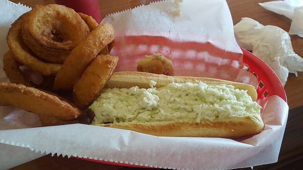 Burger And Shake | restaurant | 66 S 400 Center Ln #175, Dawsonville, GA 30534, USA | 7062160083 OR +1 706-216-0083