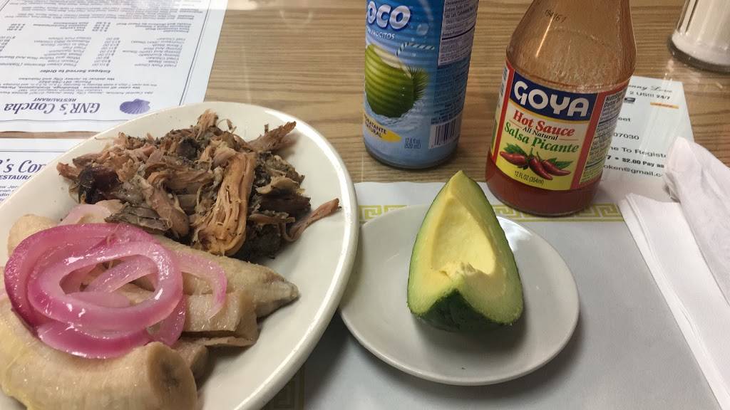 La Concha | restaurant | 384 Central Ave, Jersey City, NJ 07307, USA | 2017952522 OR +1 201-795-2522