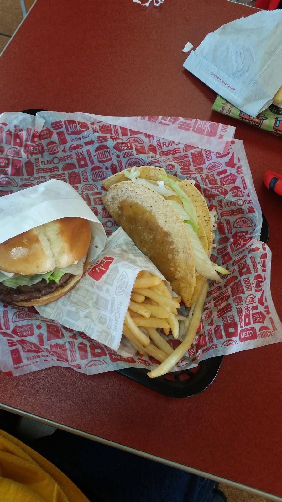 Jack in the Box | restaurant | 165 Oyster Creek Dr, Lake Jackson, TX 77566, USA | 9795832187 OR +1 979-583-2187