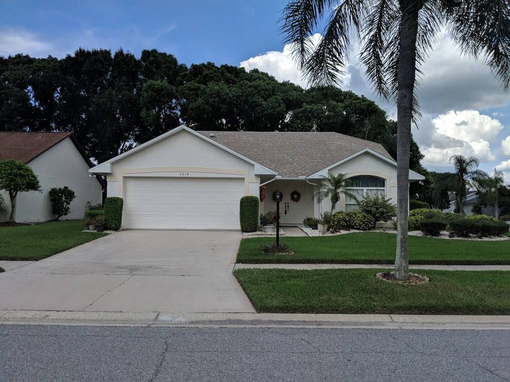 Cypress Creek Golf Club | restaurant | 1011 Cypress Village Blvd, Ruskin, FL 33573, USA | 8136348888 OR +1 813-634-8888