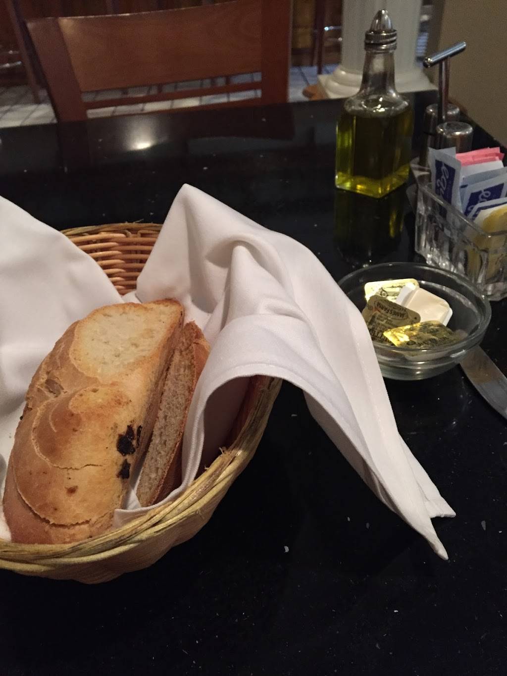 Acropolis Restaurant | restaurant | 4718 Eastern Ave, Baltimore, MD 21224, USA | 4106753384 OR +1 410-675-3384