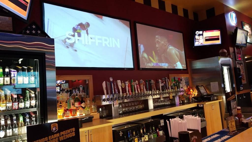 Buffalo Wild Wings | restaurant | 3798 Dryland Way, Easton, PA 18045, USA | 6103306950 OR +1 610-330-6950