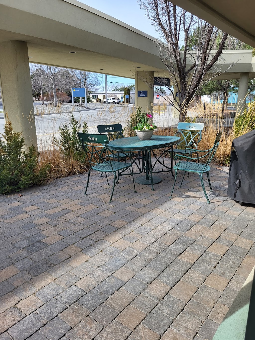 Jet A Way Cafe | restaurant | 7810 Andrews St NE, Moses Lake, WA 98837, USA | 5097622626 OR +1 509-762-2626