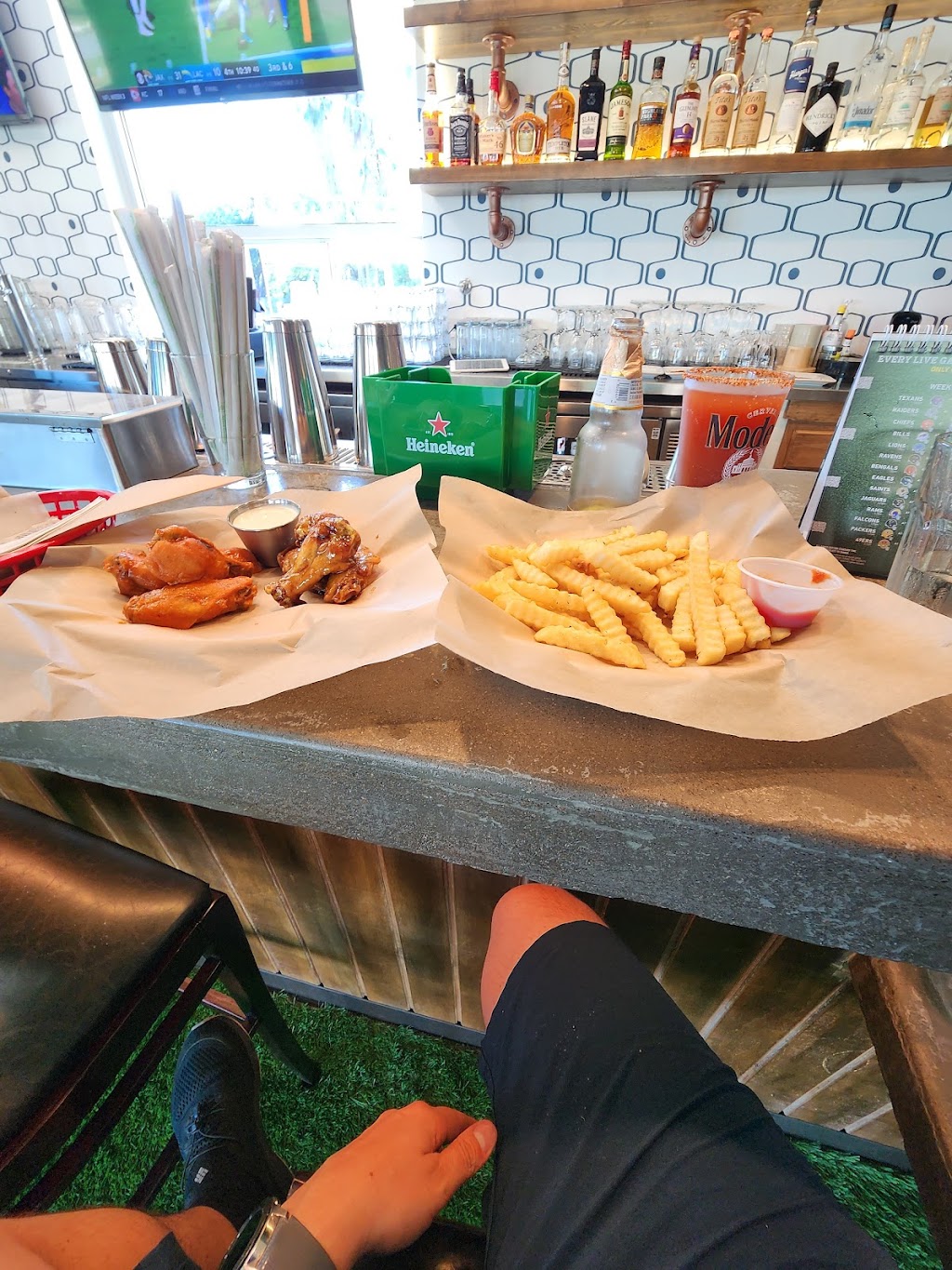 Best Ball | Food Drinks Sports | restaurant | 6331 Woodley Ave, Van Nuys, CA 91406, USA | 8187817706 OR +1 818-781-7706