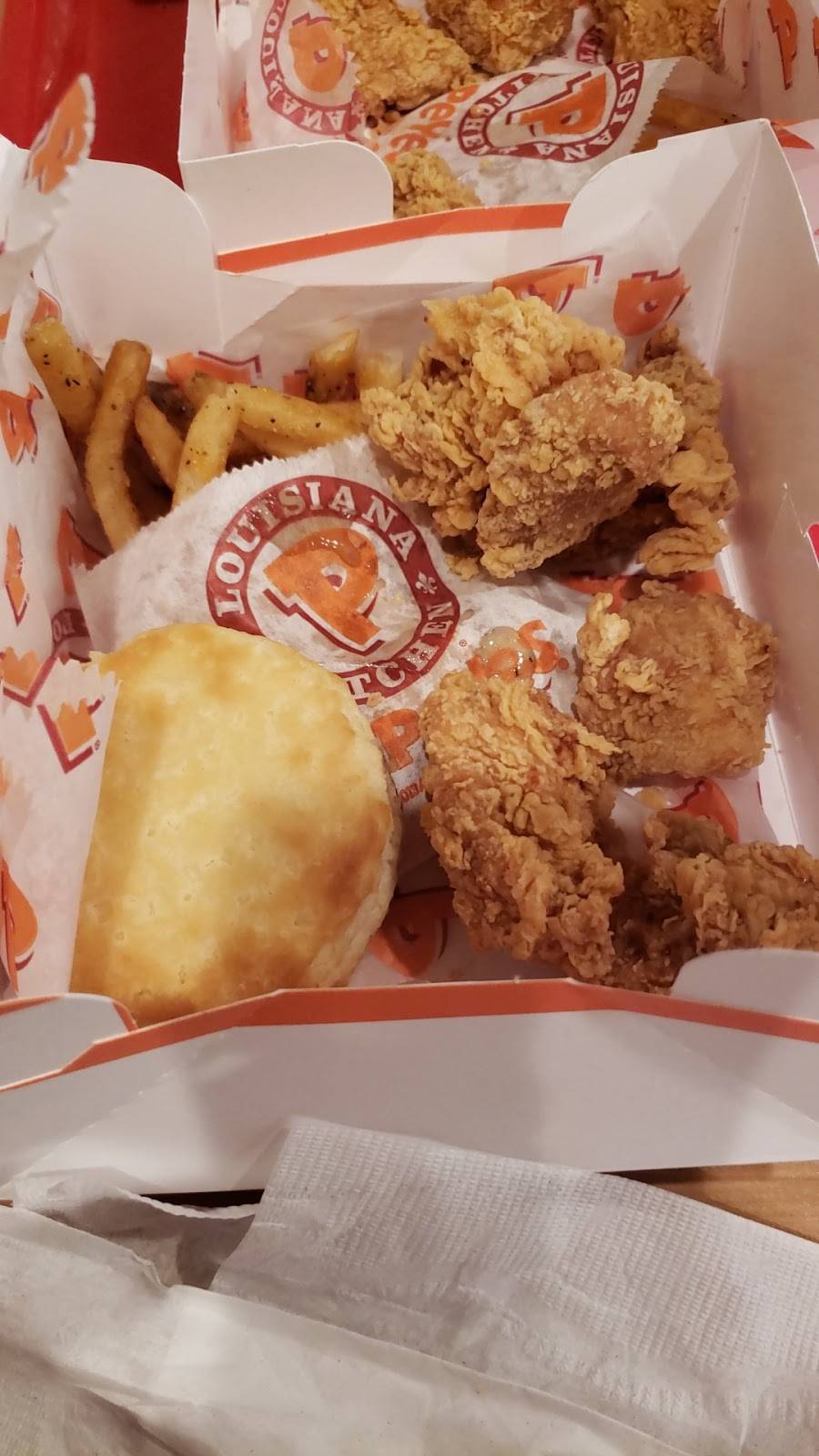 Popeyes Louisiana Kitchen | restaurant | 852 Buenaventura Blvd, Kissimmee, FL 34743, USA | 4078374082 OR +1 407-837-4082