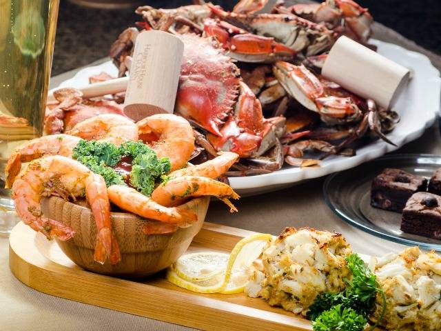 Harbour House Crabs | restaurant | 1170 Eisenhower Blvd, Harrisburg, PA 17111, USA | 7179392008 OR +1 717-939-2008