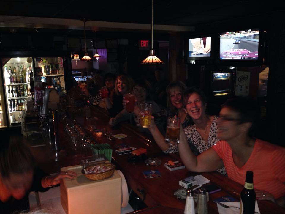 Trum Tavern, Inc | restaurant | 1 E Broad St, Trumbauersville, PA 18970, USA | 2155382445 OR +1 215-538-2445