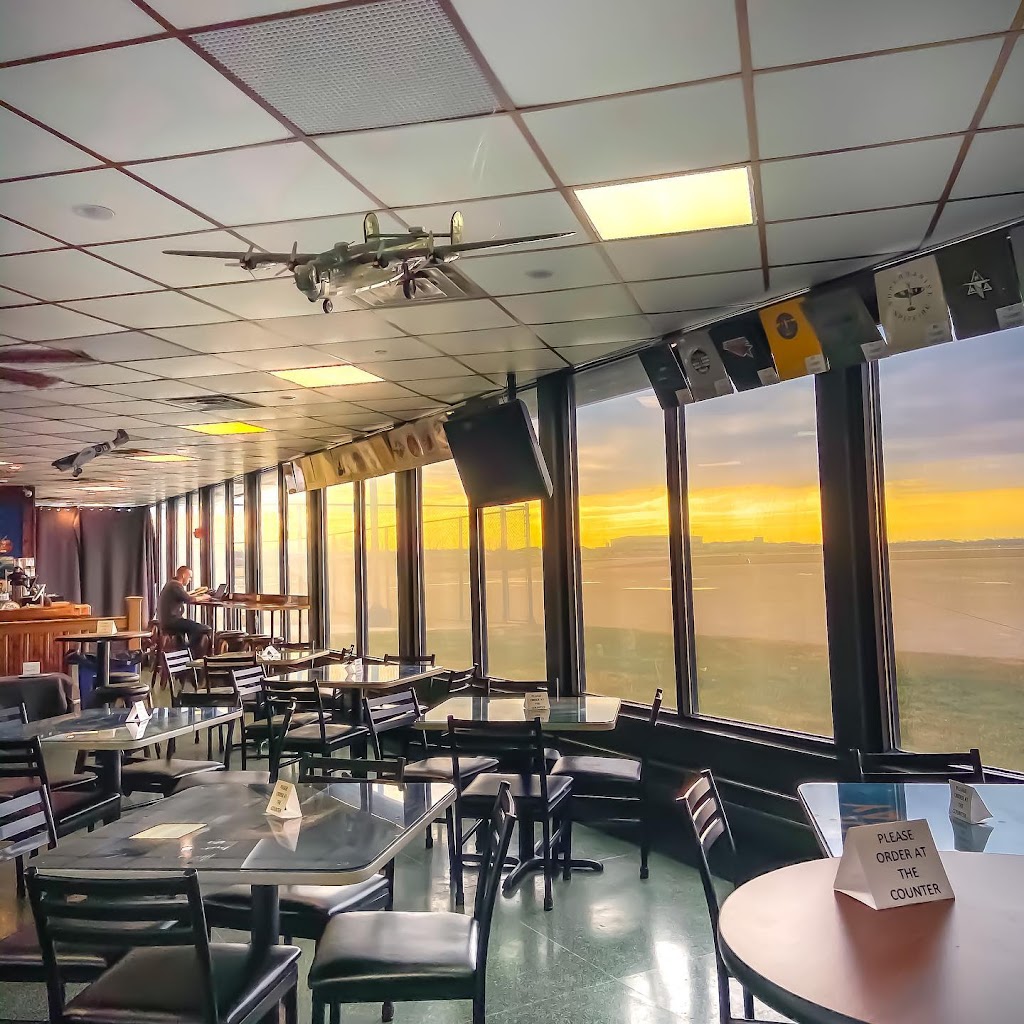 Corsair Café & Coffee | cafe | 581 S Airport St, Terre Haute, IN 47803, USA | 8127304887 OR +1 812-730-4887