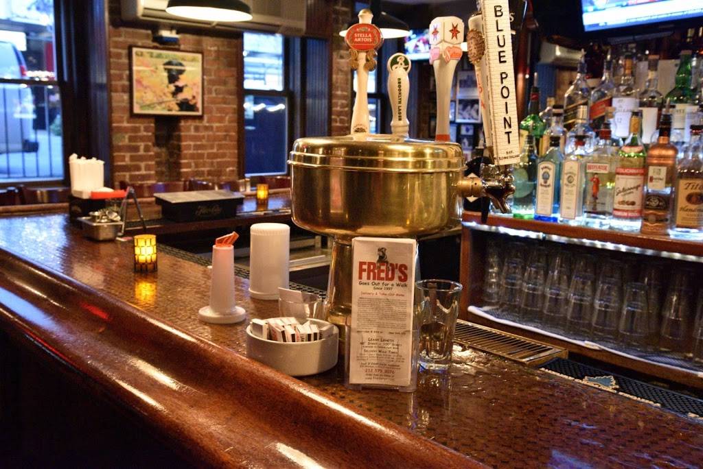 Freds | restaurant | 476 Amsterdam Ave, New York, NY 10024, USA | 2125793076 OR +1 212-579-3076