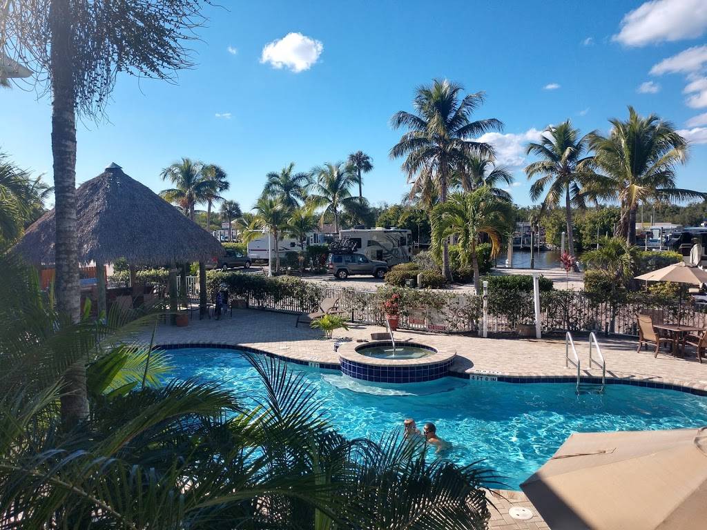 The Lighthouse Bar & Grill | restaurant | 6001 France Rd, New Orleans, LA 70126, USA | 5043012218 OR +1 504-301-2218