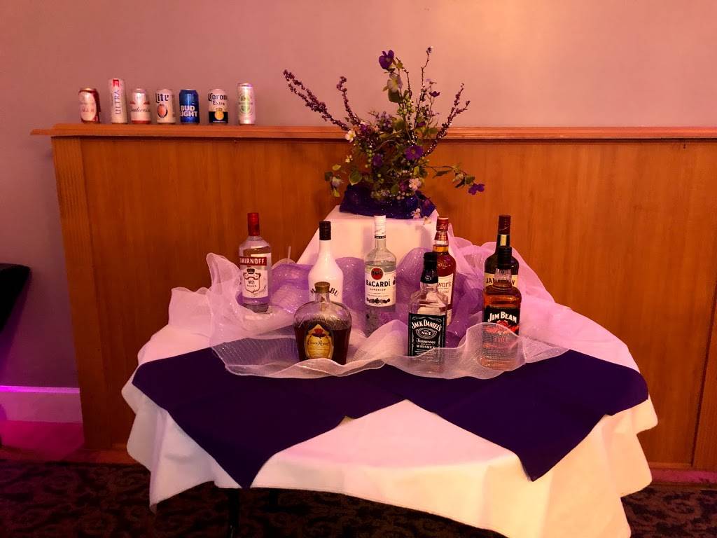 19th Hole & Sandpiper Room | restaurant | 2601 SE Morningside Blvd, Port St. Lucie, FL 34952, USA | 7723370180 OR +1 772-337-0180