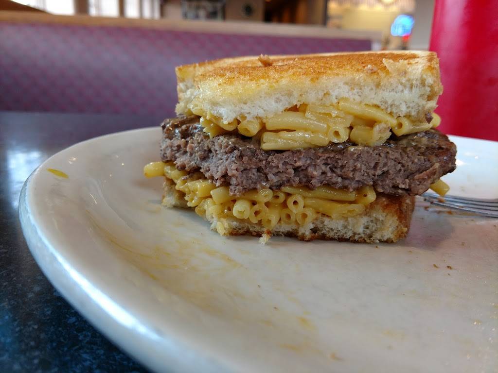 Family Table Restaurant | restaurant | 511 Hawkeye Ave SW, Le Mars, IA 51031, USA | 7125464016 OR +1 712-546-4016