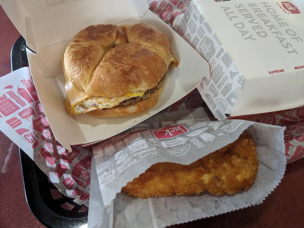 Jack in the Box | restaurant | 1205 Baker St, Costa Mesa, CA 92626, USA | 4059177715 OR +1 405-917-7715