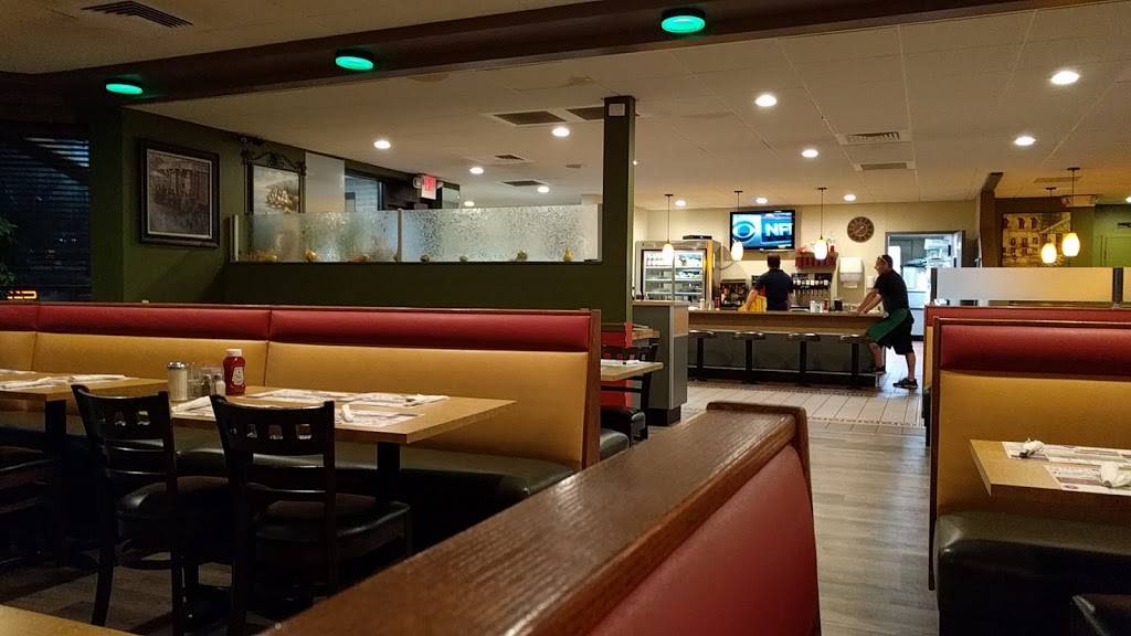 Green Olive Diner restaurant | restaurant | 443 S Broad St, Meriden, CT 06450, USA | 2033790927 OR +1 203-379-0927