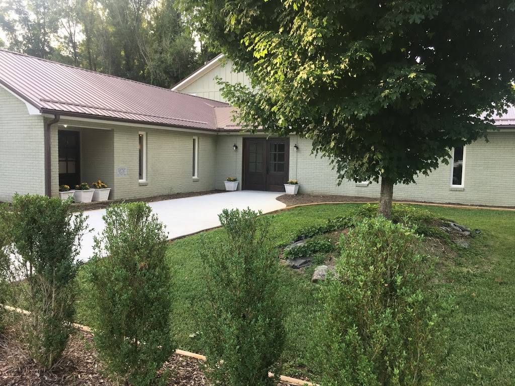 Rendezvous | restaurant | 184 New Haw Creek Rd, Asheville, NC 28805, USA | 8283480909 OR +1 828-348-0909