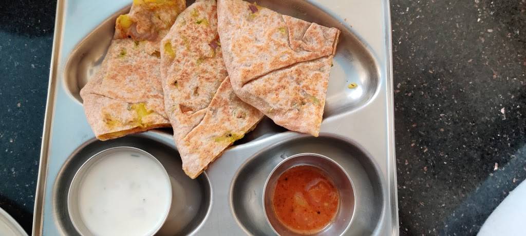 Udupi Palace | restaurant | 1903 University Ave, Berkeley, CA 94704, USA | 5108436600 OR +1 510-843-6600