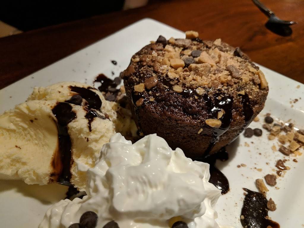 Nonnas Chicago Bistro | restaurant | 6603 Leetsdale Dr H & I, Denver, CO 80224, USA | 3033992000 OR +1 303-399-2000