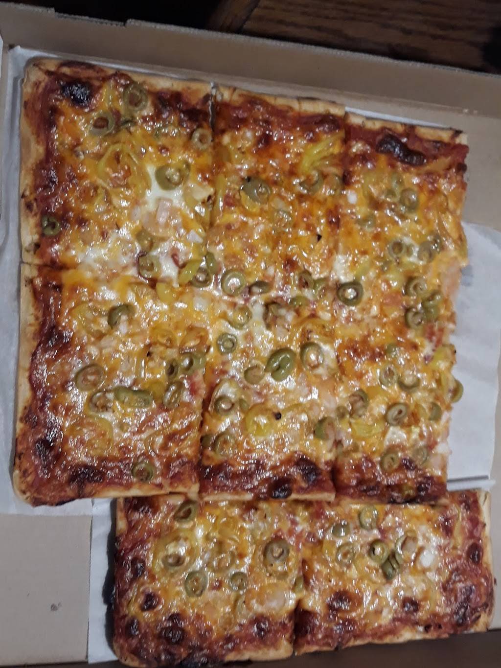 West Newton Pizza House | restaurant | 116 S 2nd St, West Newton, PA 15089, USA | 7248726909 OR +1 724-872-6909