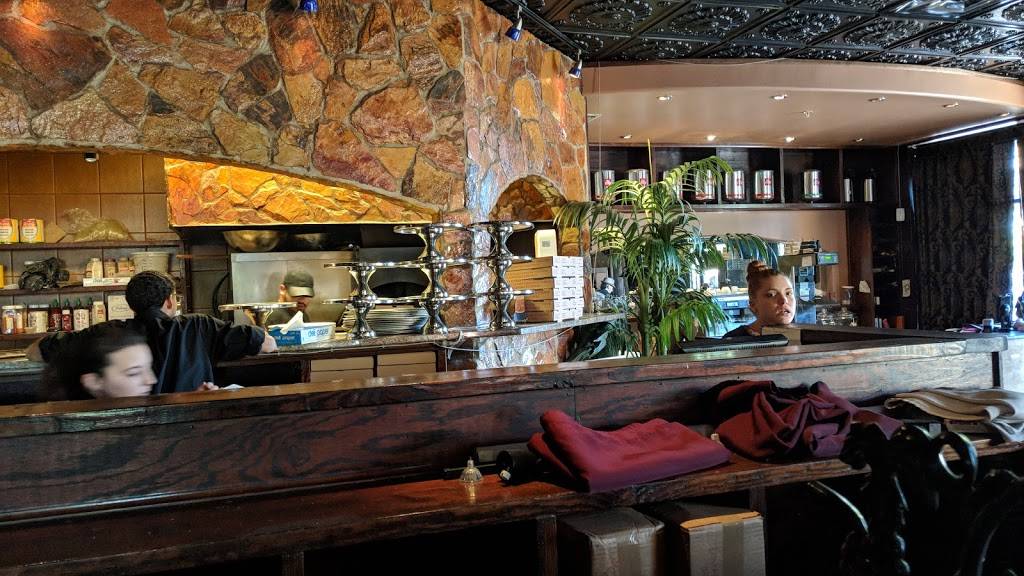 Joia Fabulous Pizza & Martini Bar | restaurant | 10475 Gibsonton Dr, Riverview, FL 33569, USA | 8136777171 OR +1 813-677-7171