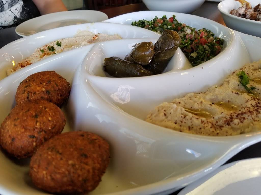 Kuzina Lebanese Grill | restaurant | 3801 Saratoga Blvd #113, Corpus Christi, TX 78415, USA | 3614522301 OR +1 361-452-2301