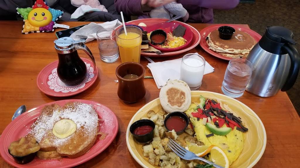 Le Peep - Village | restaurant | 6128 Village Pkwy, Houston, TX 77005, USA | 7135237337 OR +1 713-523-7337