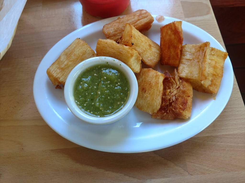 El Comalito | restaurant | 460 West St, Amherst, MA 01002, USA | 4132599999 OR +1 413-259-9999