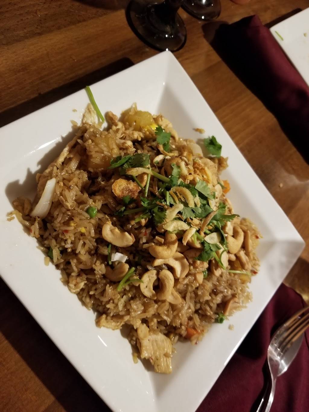 Lemon Grass | restaurant | 909 Main St, Adel, IA 50003, USA | 5159932031 OR +1 515-993-2031