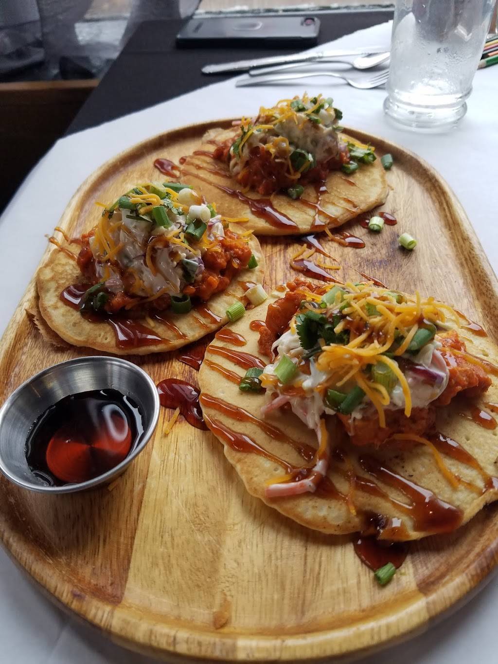 The Pink Chihuahua | restaurant | 700 La Salle St, Ottawa, IL 61350, USA | 8153245227 OR +1 815-324-5227