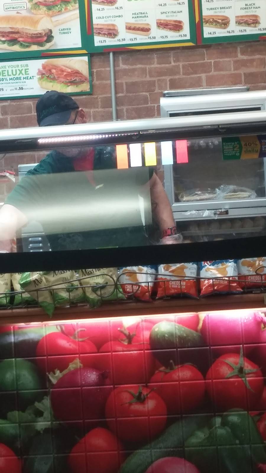 Subway | restaurant | 2125 Edsel Ln NW, Corydon, IN 47112, USA | 8127388484 OR +1 812-738-8484