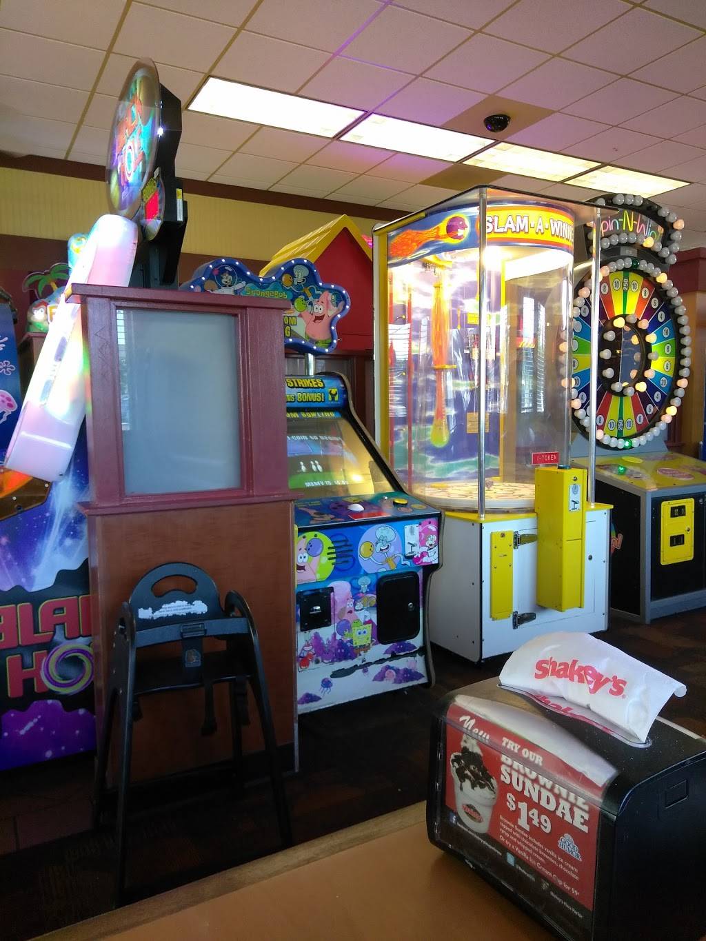 Shakeys Pizza Parlor | restaurant | 2522 E Florence Ave, Huntington Park, CA 90255, USA | 3235825421 OR +1 323-582-5421