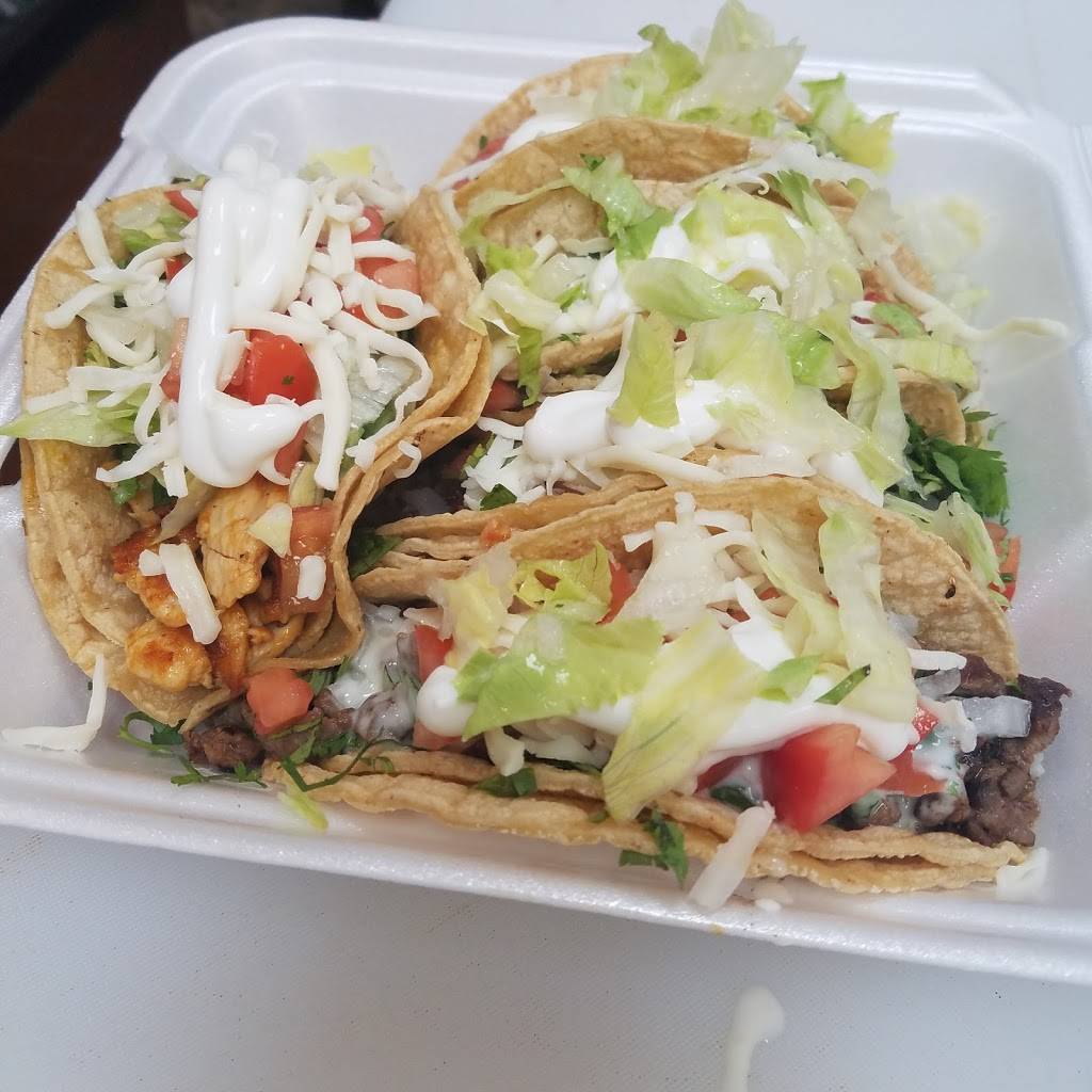 Wichos Tacos | restaurant | 4715 W 30th St suite f & g, Indianapolis, IN 46222, USA | 3176026705 OR +1 317-602-6705